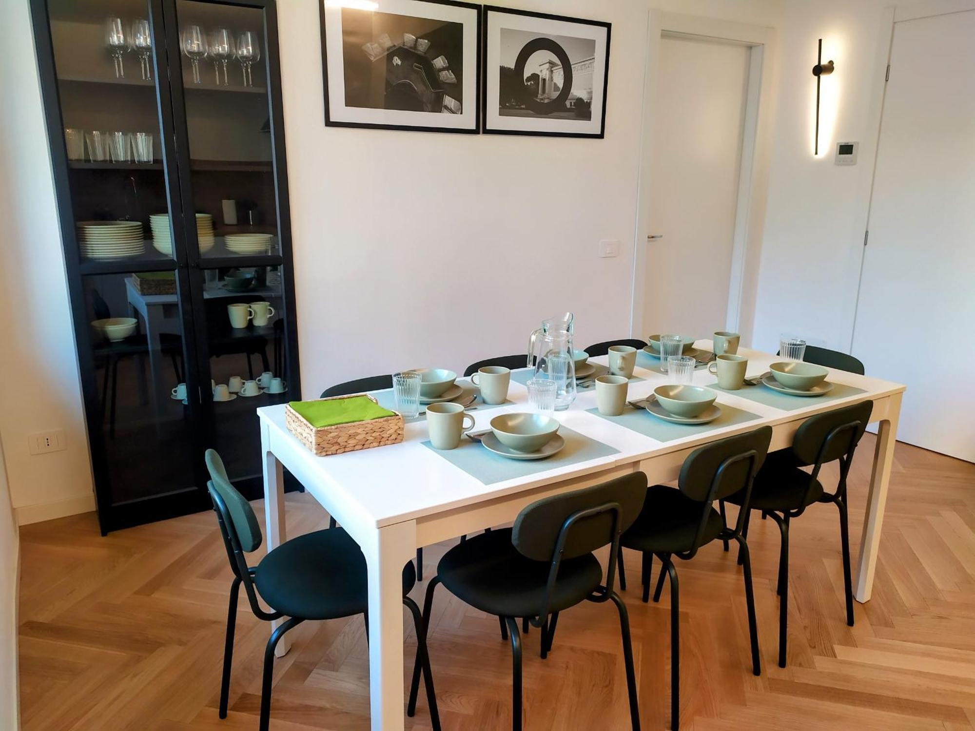 Mako Suites - Centro E Stazione Monza Buitenkant foto